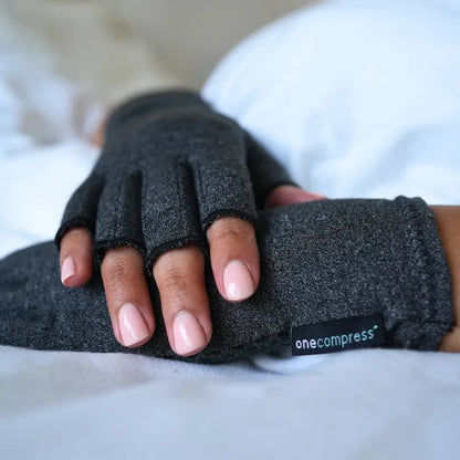 OneCompress™ Gloves | Natural Relief for Hand Pain & Swelling